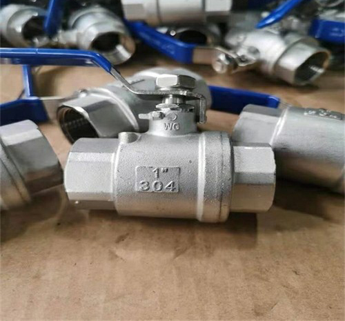 德標內(nèi)螺紋球閥 德標內(nèi)螺紋球閥